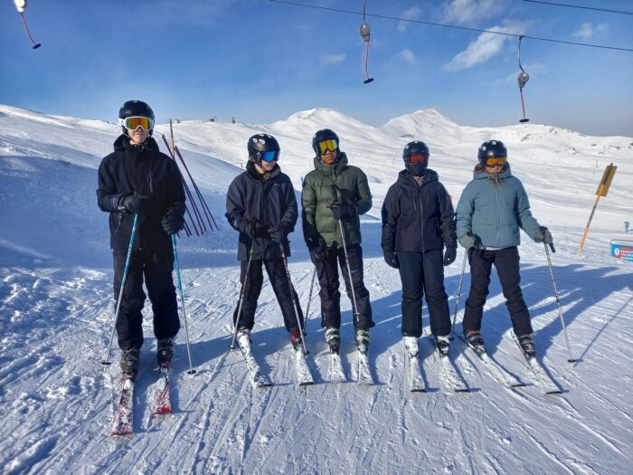 472789799_1152569866385145_3051597957753098723_n